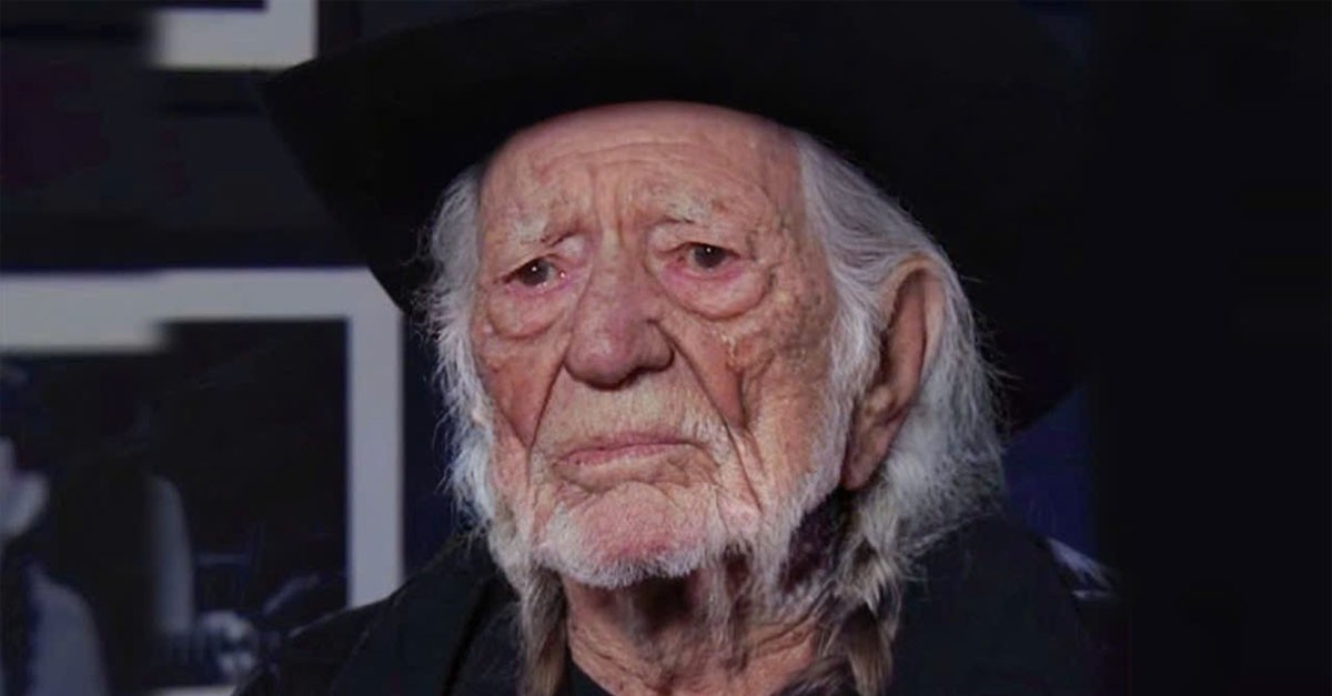 At 92, Willie Nelson finally speaks up about John Denver: "I should've said this years ago"