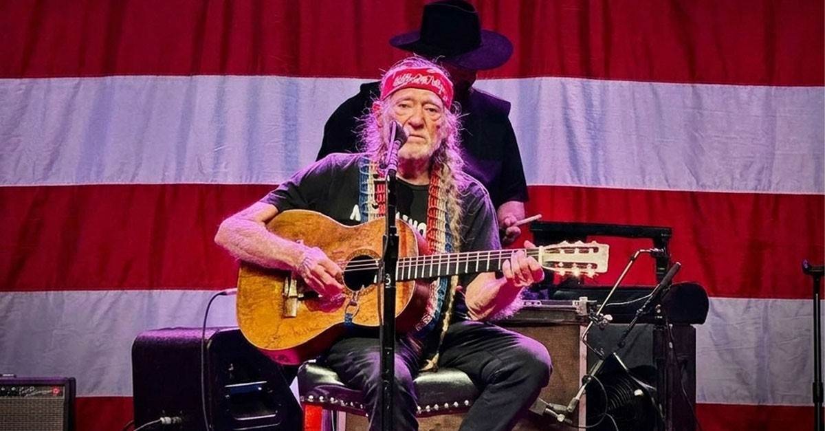 A beautiful musical farewell: A pioneer of country music, a song of reflection and solace.