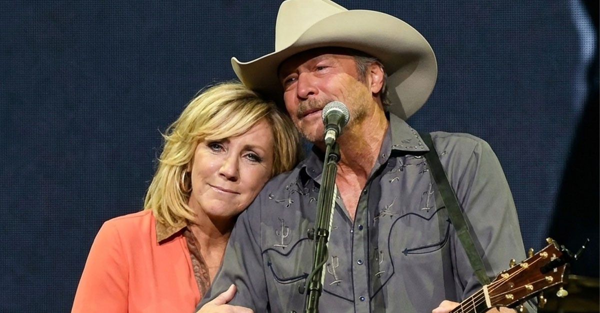A Night to Remember: Alan Jackson’s Unexpected Dance with Love, A Dance of Love