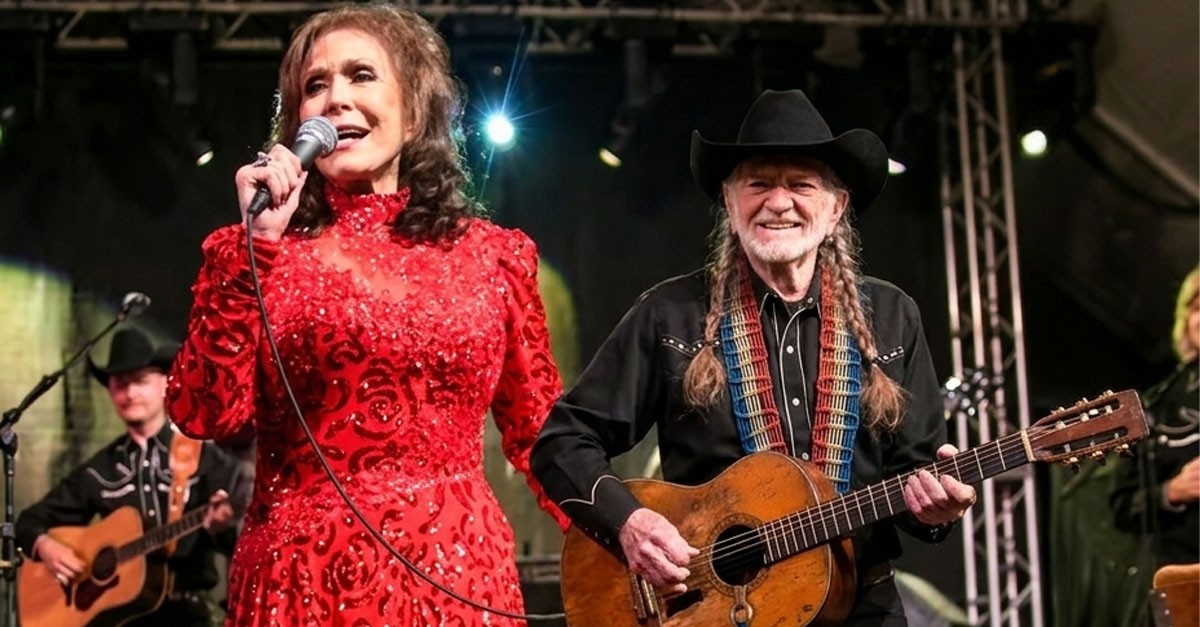 A Unique Recording Session: Loretta Lynn’s Final Duet, A Touching Tribute to a Country Legend