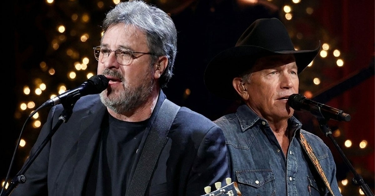 A Historic Gathering: 70,000 Attendees, A Final Performance, and A Cowboy Overcome with Emotion