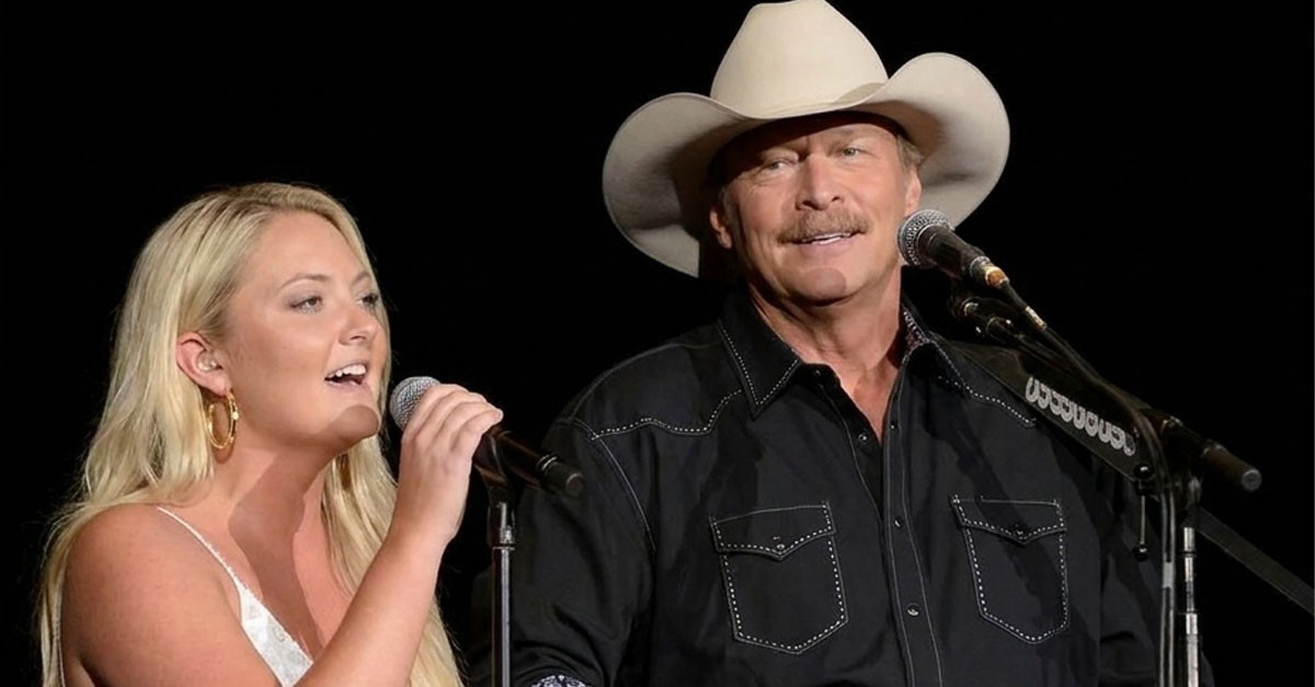 A Subtle Shift: The Moment Alan Stepped Back, They Believed It Was a Duet Until Alan Jackson Stepped Back