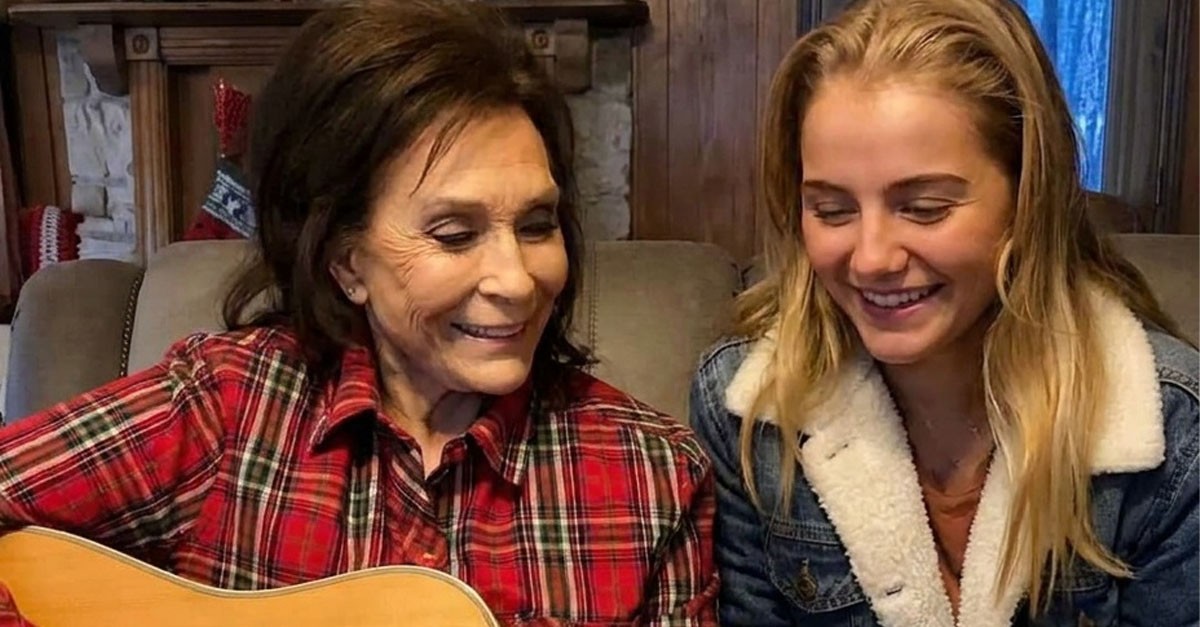 A Living Inheritance: What Emmy Russell Inherited from Loretta Lynn Was Never Just a Name, Carving Her Own Path