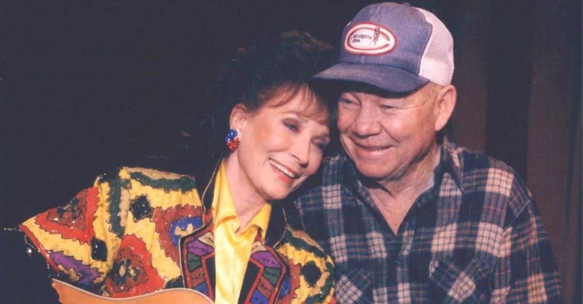 The Final Days and a Long Awaited Performance: The Song Loretta Lynn Waited Eleven Years to Sing