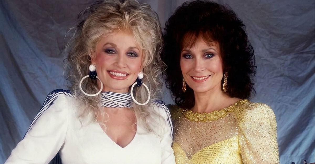 The Power of Connection Through Music: The Emotional Impact of Loretta Lynn and Dolly Parton’s Legacy